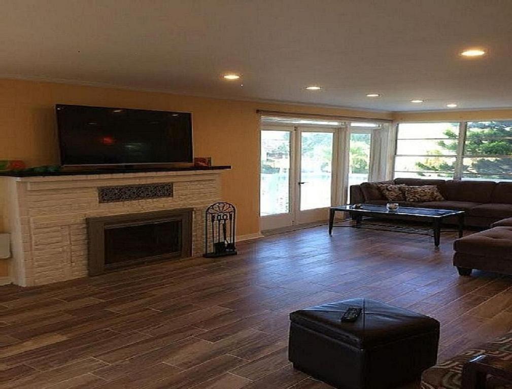 Spacious Beach House Unit,Beautifully Furnished 2 Bed 2Bath./2Min.Walk To Beach Clearwater Beach Eksteriør bilde